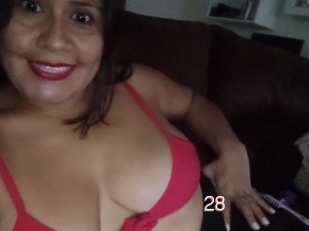 Divina28