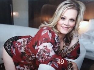 GiGi49