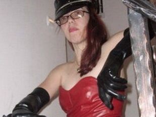 LeatherMiss