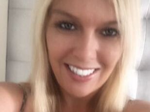 LuluBustyMILFUK