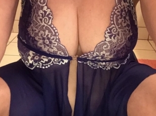 Luscious_Linda