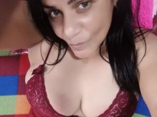 Squirtingwoman