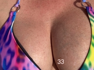 Suzi33