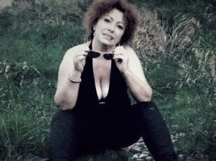 VikiHotMilf